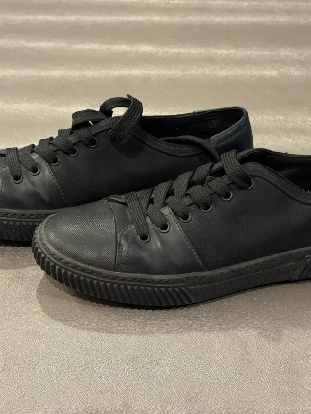 Authentic Prada Men's Leather Nylon Solid Black Stratus Sneaker